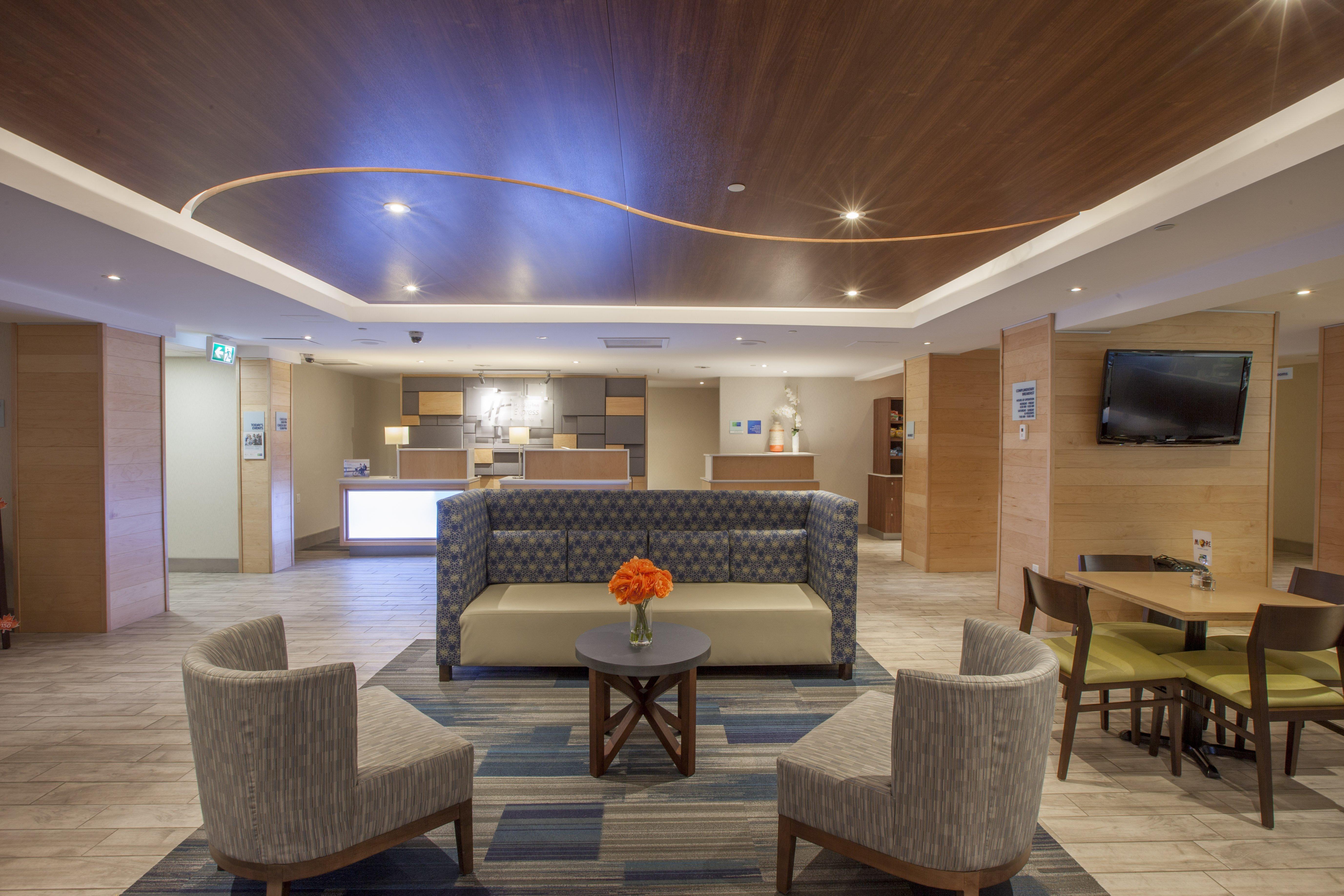 Holiday Inn Express Hotel & Suites Saint John Harbour Side By Ihg Esterno foto