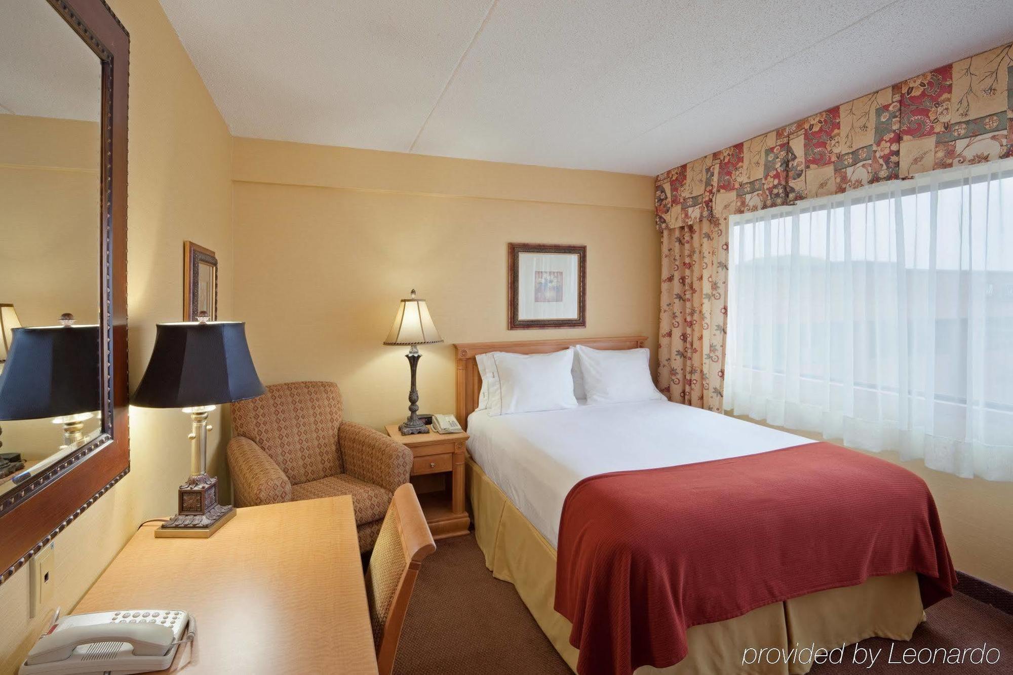 Holiday Inn Express Hotel & Suites Saint John Harbour Side By Ihg Esterno foto