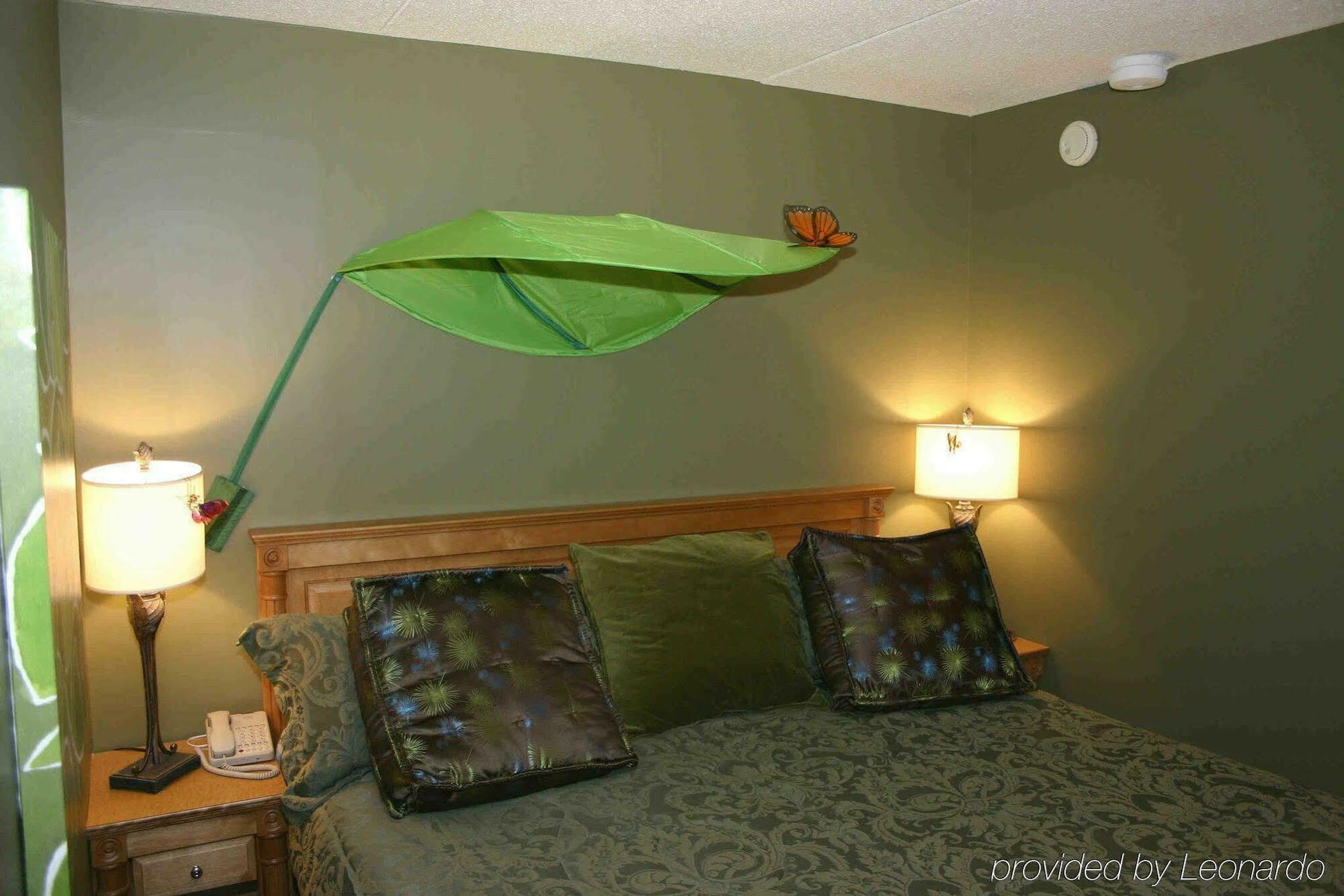 Holiday Inn Express Hotel & Suites Saint John Harbour Side By Ihg Esterno foto